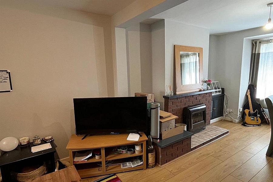 12 Willowfield Parade