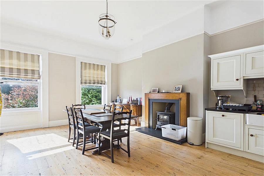 18A Derryvolgie Avenue