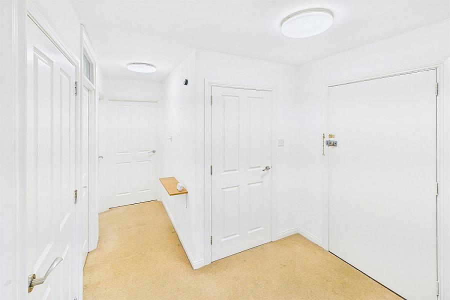 13 Ravenhill Reach Mews