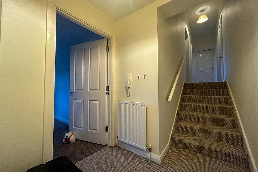 Apartment 3, 105 Ulsterville Avenue