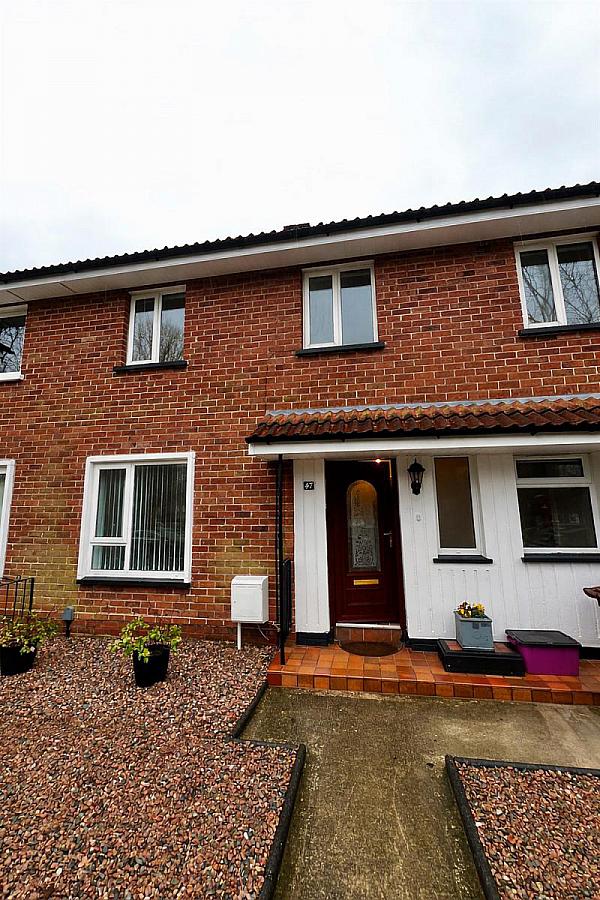 47 Clarawood Crescent