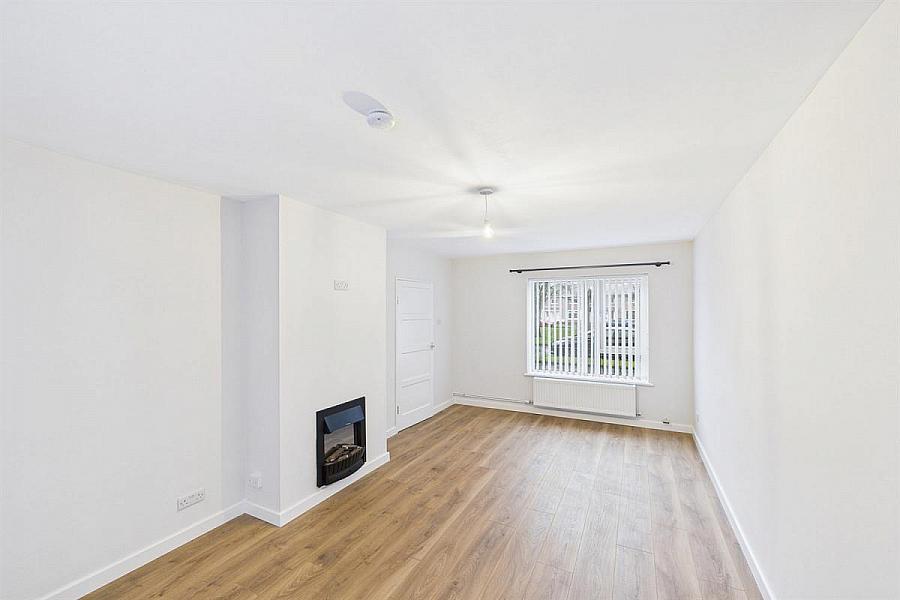 47 Clarawood Crescent