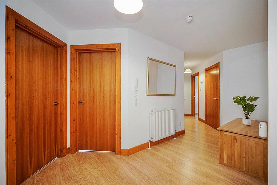 13 Danesfort Park South