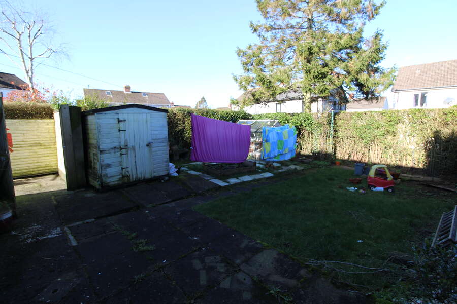 18 Downshire Park Central