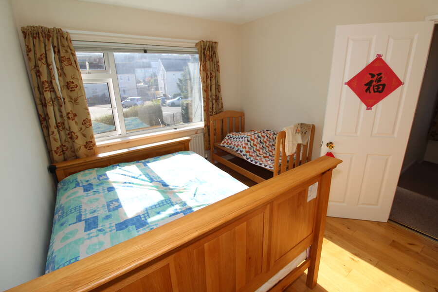 18 Downshire Park Central