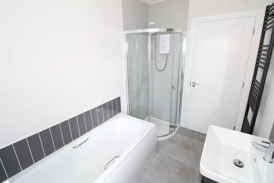 17 Dunraven Crescent