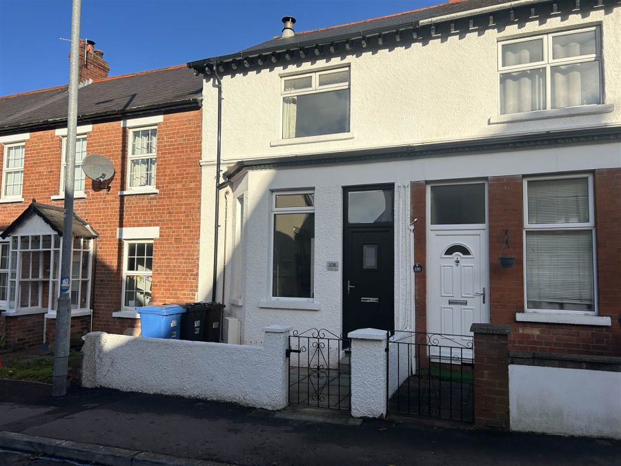 108 Downshire Road, Holywood, BT18 9LY