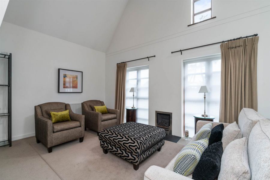 The Penthouse, 9 Altona Manor