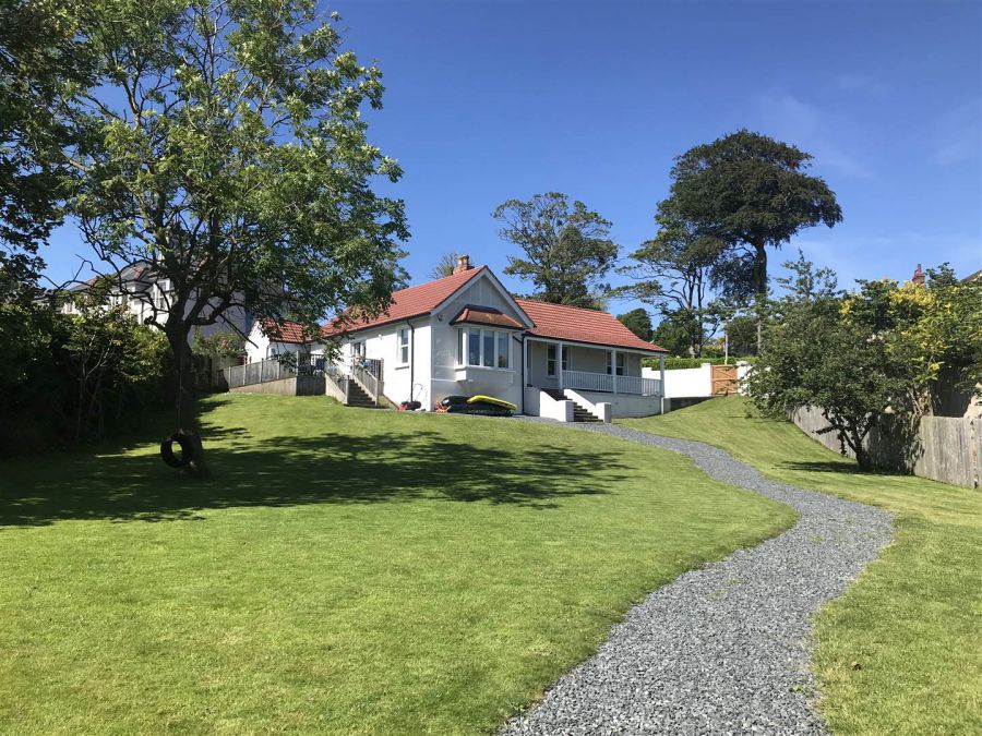 20 Grey Point, Helens Bay, BT19 1LE