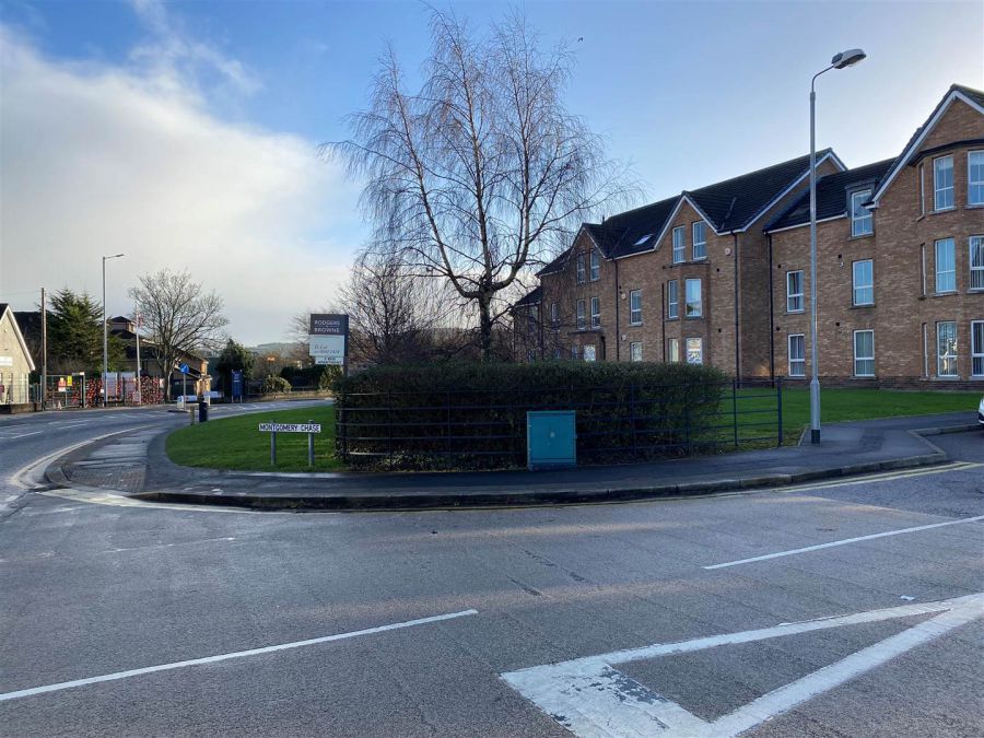 61 Montgomery Chase, Castlereagh, Belfast, BT6 9GQ