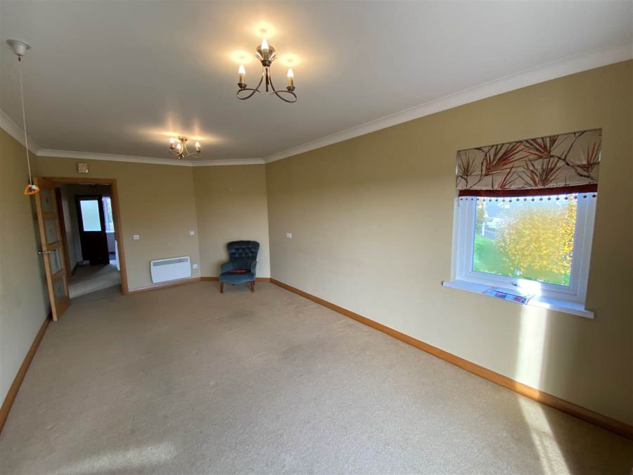 Apt13 Lyndhurst Court