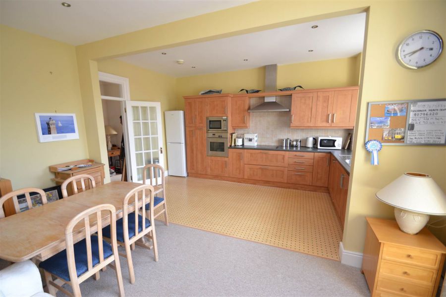 18 Thornhill Malone