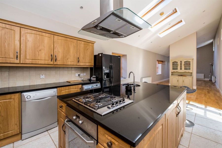 3 Manor Farm Court