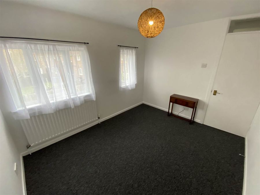 16 Clarehill Lane