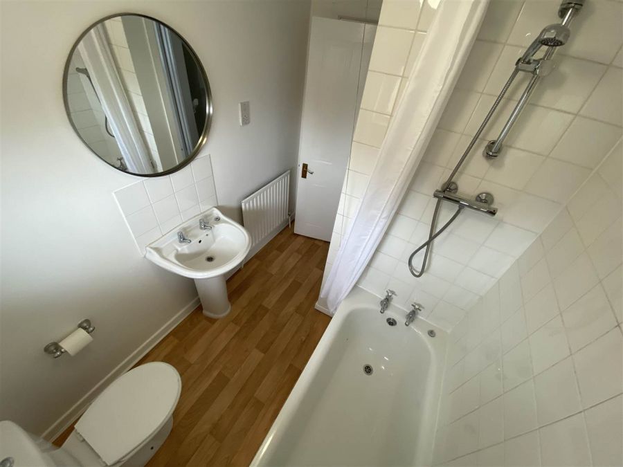 16 Clarehill Lane