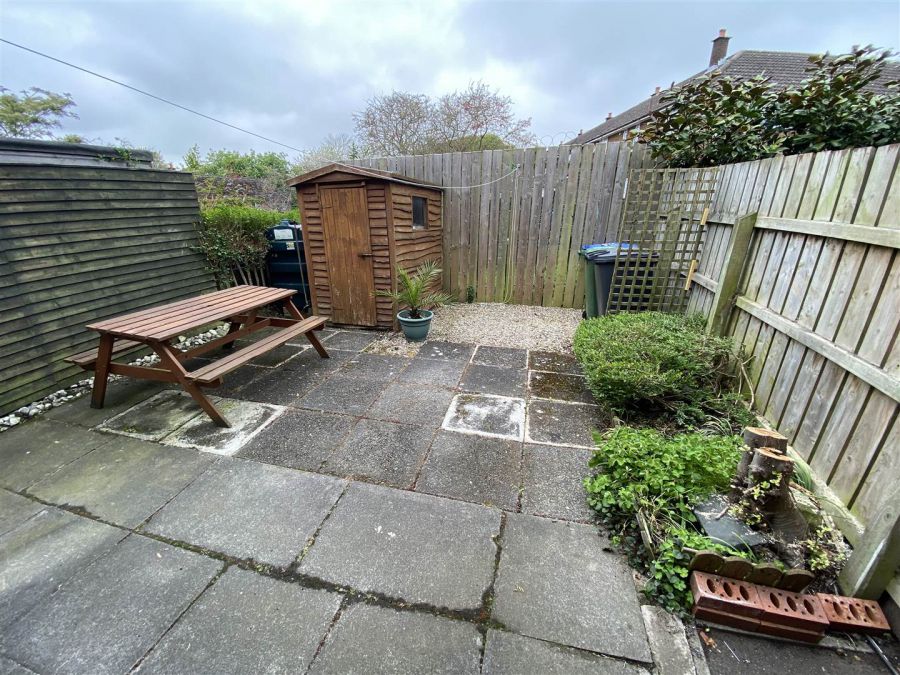 16 Clarehill Lane