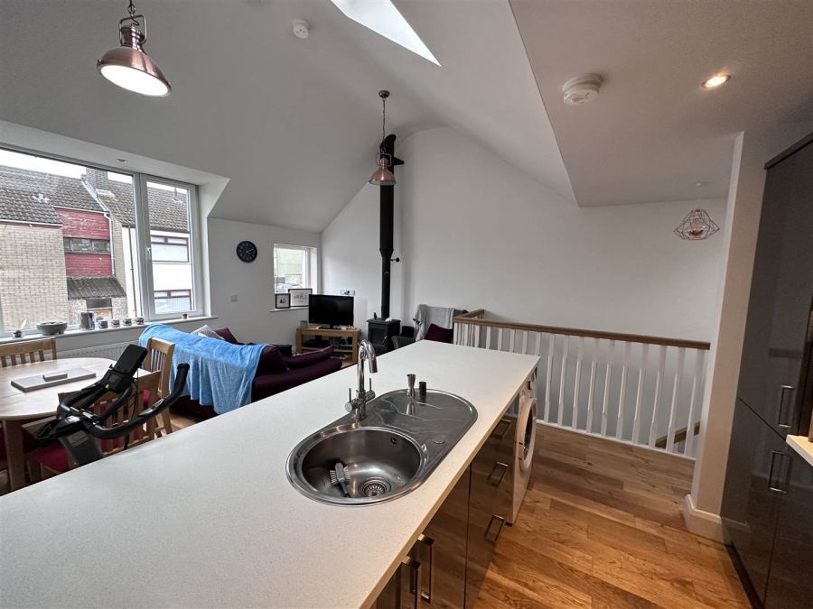 37A Spencer Street
