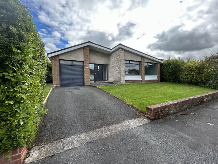 13 Carolsteen Park, helens bay, BT19 1JU