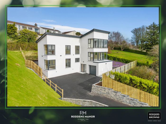 6 Roddens Manor, the roddens, larne, BT40 1FE