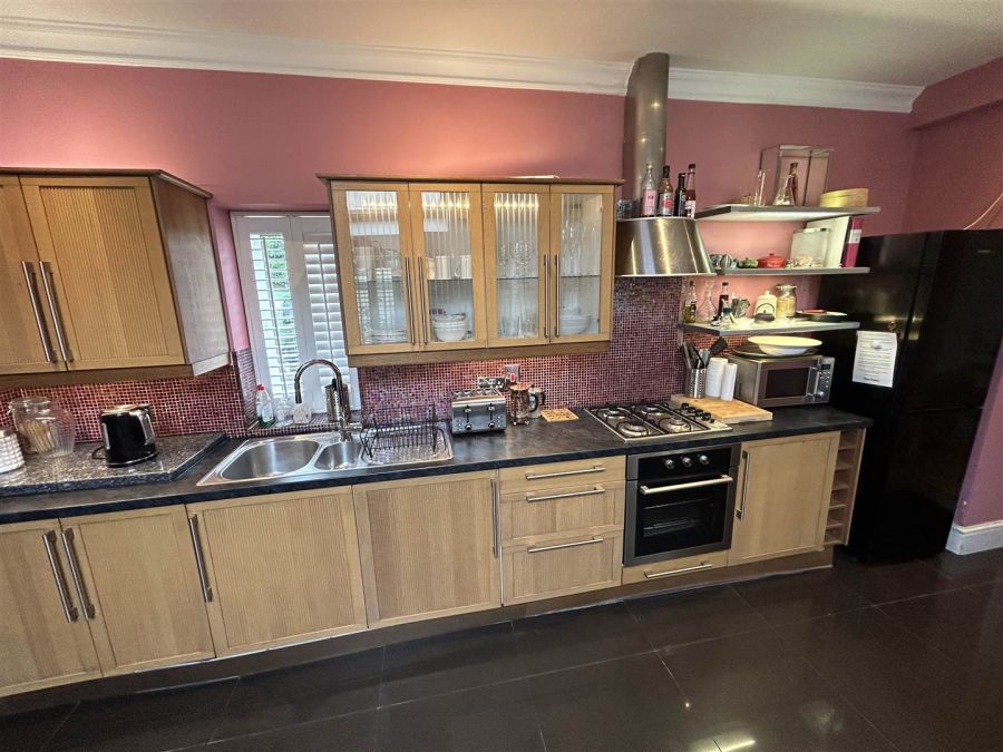 Apartment 1a, 1 Ardmore Terrace