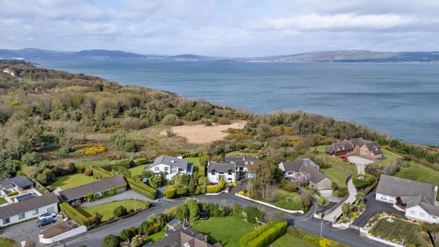 Richmond, 41 & 41A Sheridan Drive