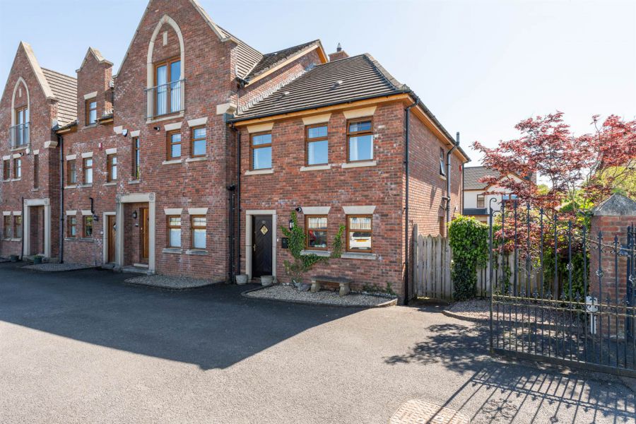 1 Golf Grove