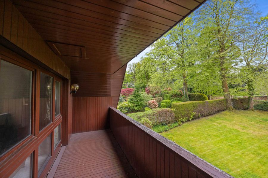 Farthings, 27 Glen Road