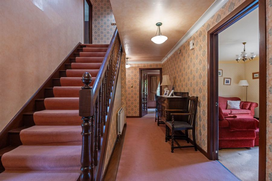 Farthings, 27 Glen Road