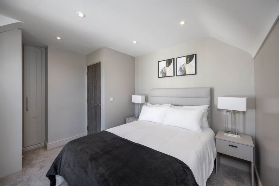 Lesley Meadows, 66A Whiterock Road