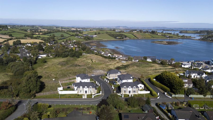 Lesley Meadows, 66A Whiterock Road