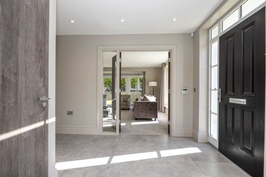 Lesley Meadows, 66A Whiterock Road