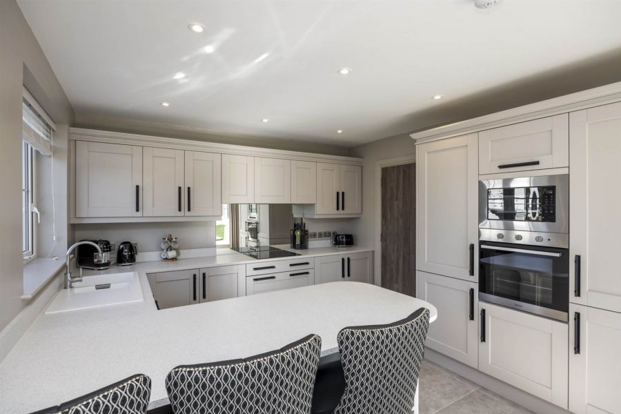 Lesley Meadows, 66A Whiterock Road