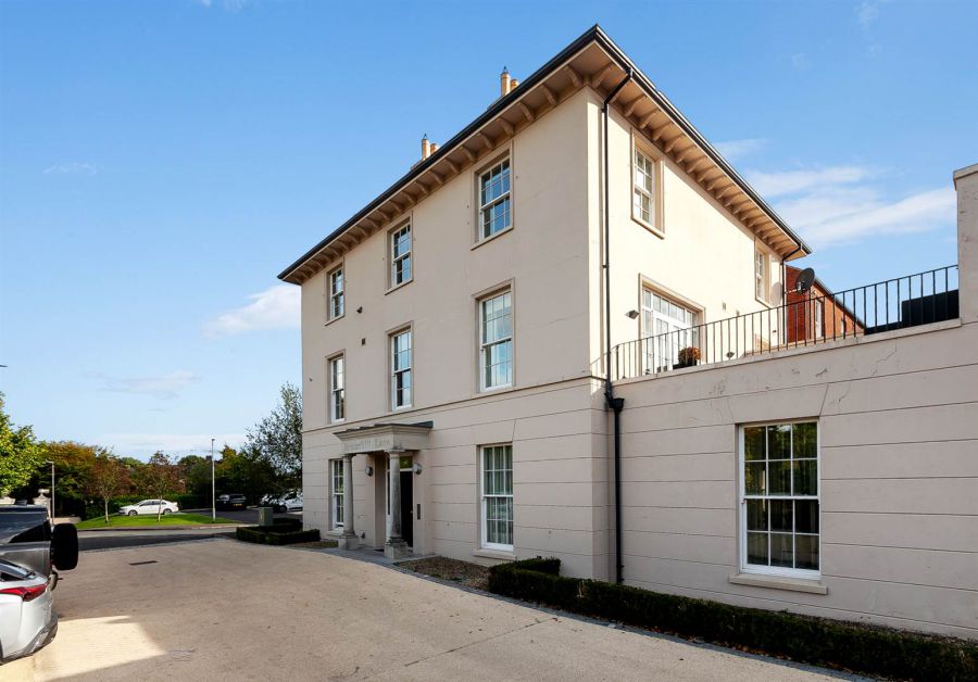 Apt 1, 7 Broomhill Lane Apt 1, 7 Broomhill Lane