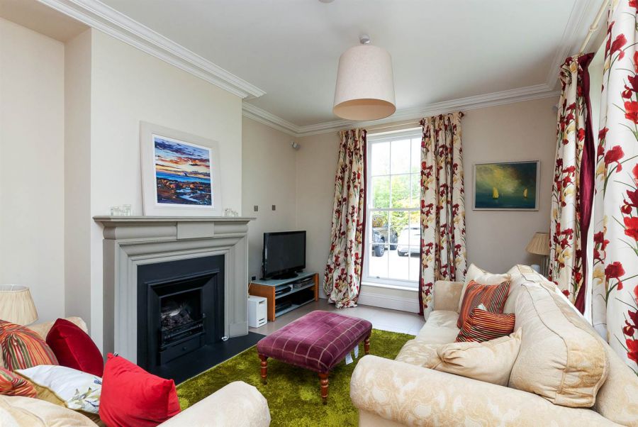 Apt 1, 7 Broomhill Lane