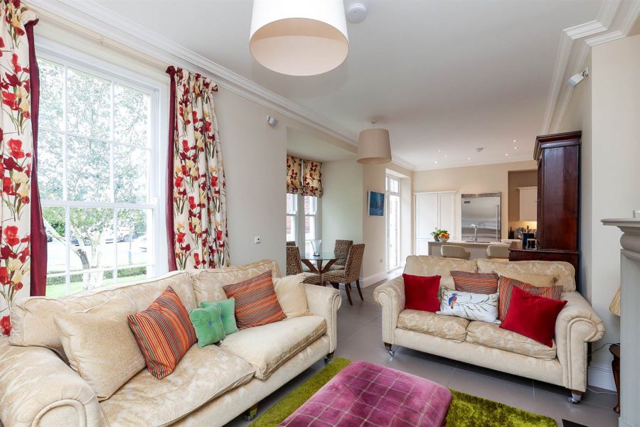 Apt 1, 7 Broomhill Lane