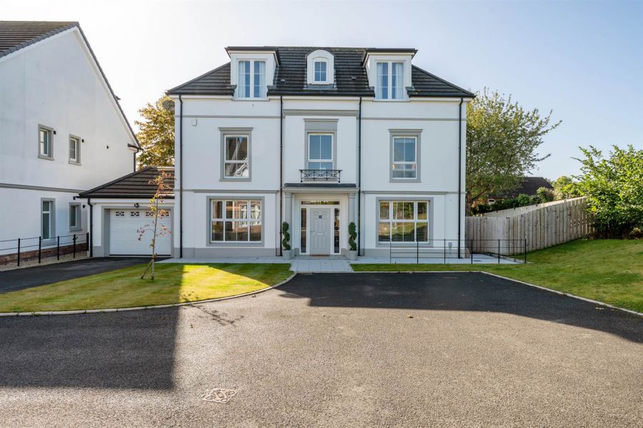 36 Rosepark Gardens