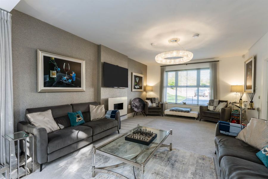 36 Rosepark Gardens