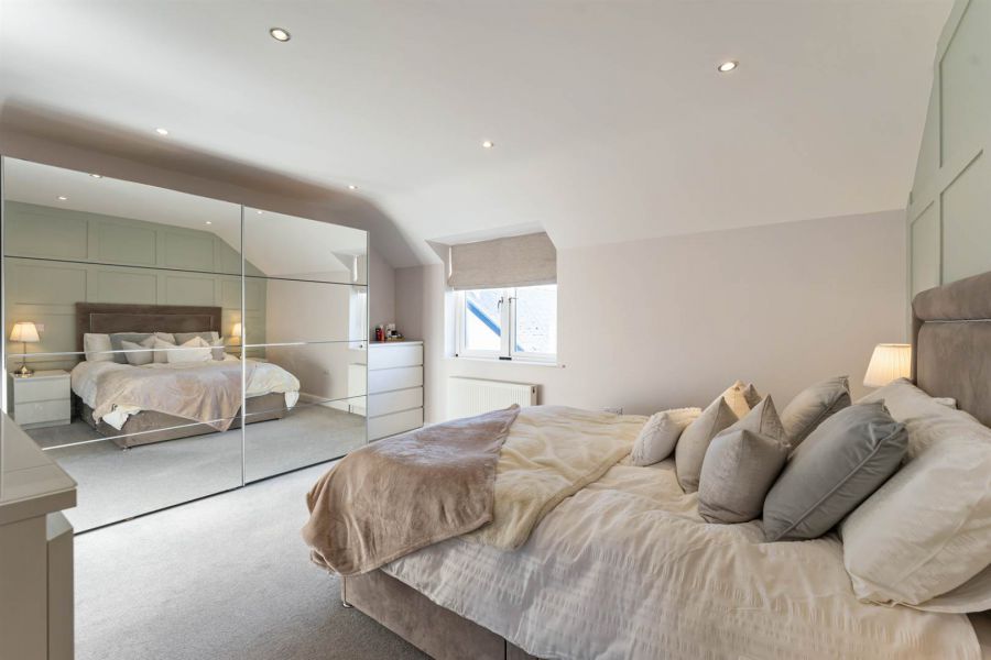 1 Milford Manor