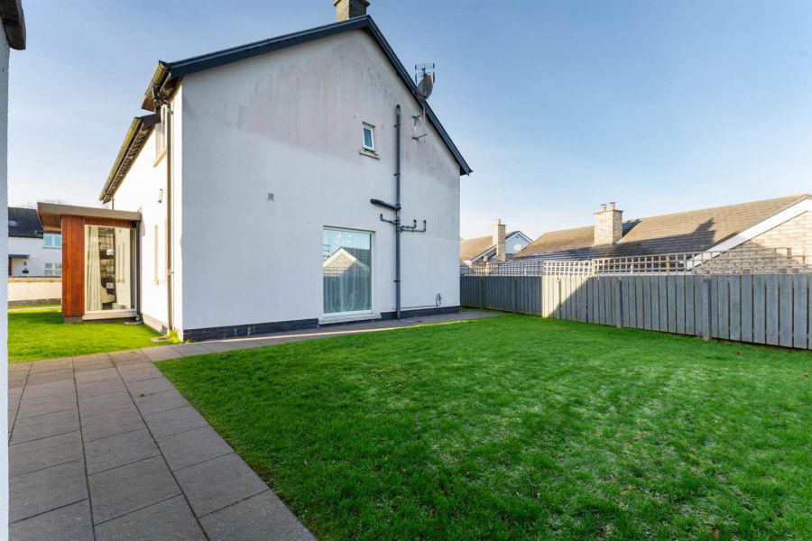1 Milford Manor