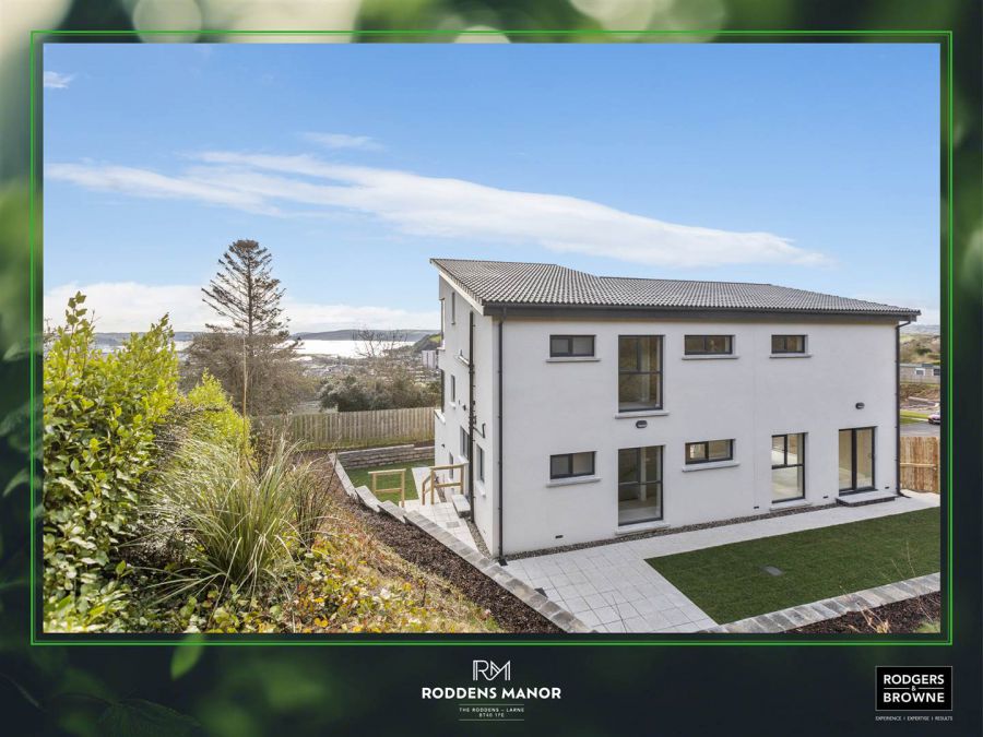 7 Roddens Manor