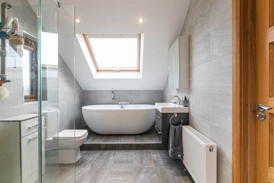 "Ard Na Mara", 39 Whinney Hill
