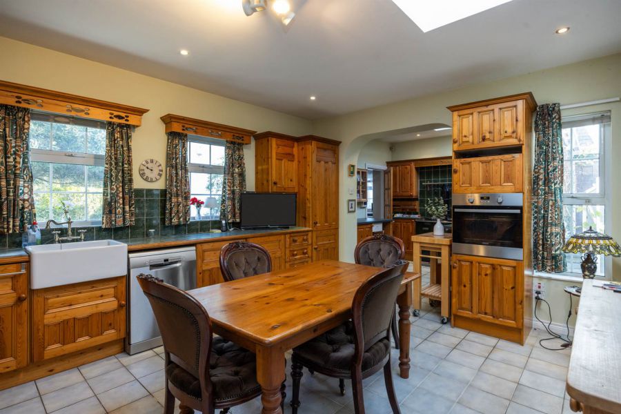 Gables Cottage, 14 Old Cultra Road