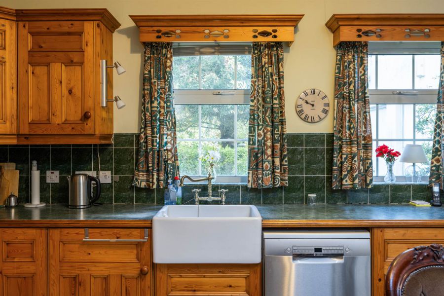 Gables Cottage, 14 Old Cultra Road