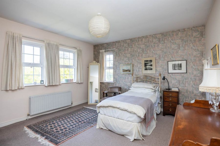 Gables Cottage, 14 Old Cultra Road