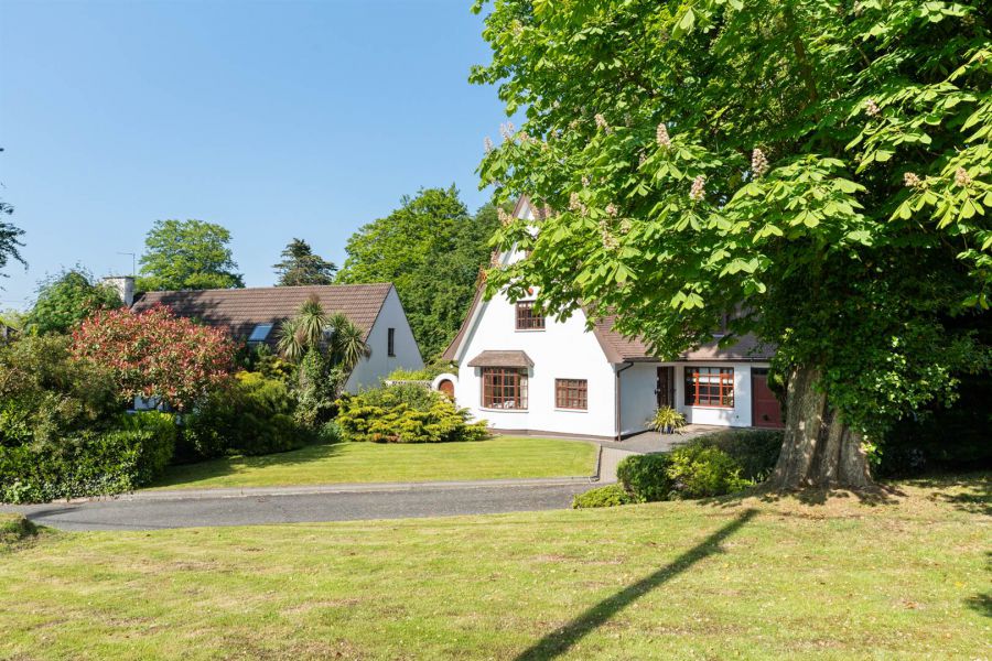 17 Glen Road