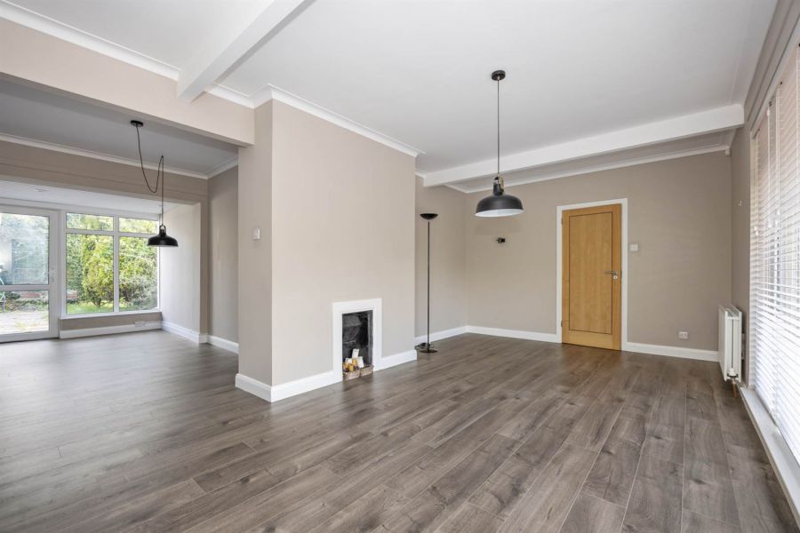 26 Invergarry Avenue