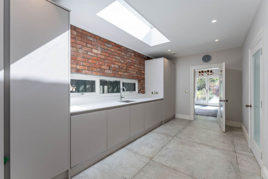 3 Alexandra Park