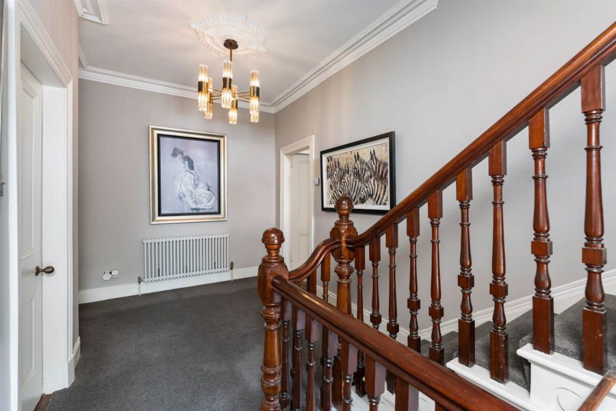 3 Alexandra Park