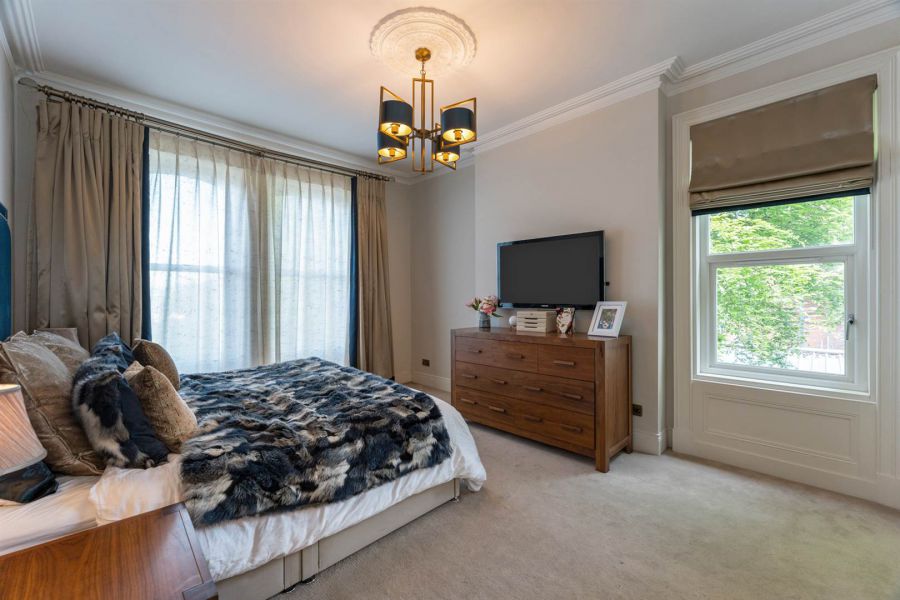 3 Alexandra Park