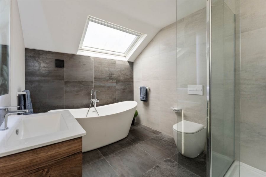 3 Alexandra Park
